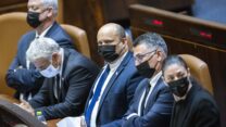 מירב מיכאלי, גדעון סער, נפתלי בנט, יאיר לפיד ובני גנץ בכנסת (צילום ארכיון: אוליבר פיטוסי / פלאש 90)
