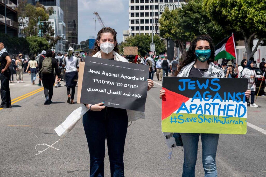 Demonstrators with “Jews Against Apartheid” signs in a demonstration marking “Nakba Day” in Los Angeles, May 15, 2021. (Photo: Justin L. Stewart / Anadolu Agency via Getty Images)