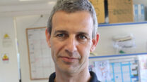 ד"ר אורן קובילר, וירולוג, הפקולטה לרפואה, אוניברסיטת תל אביב (צילום: שחר שחר, דוברות אוניברסיטת תל אביב)