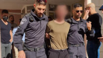 מעצר חשוד בדקירת גבר בן 70 בקריית גת (צילום: דוברות המשטרה)