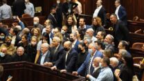חברי הכנסת אחרי העברת תקציב 2021-2 (צילום:  דני שם טוב/דוברות הכנסת)