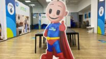 בתמונה: מתחם חיסונים מותאם לילדים בכפר סבא (צילום: דוברות כללית)
