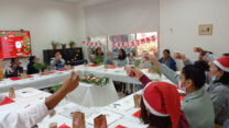 חגיגת חג המולד במרכז היום לקשיש "נווה אשכול" במועצה האיזורית אשכול (צילום: נווה אשכול)
