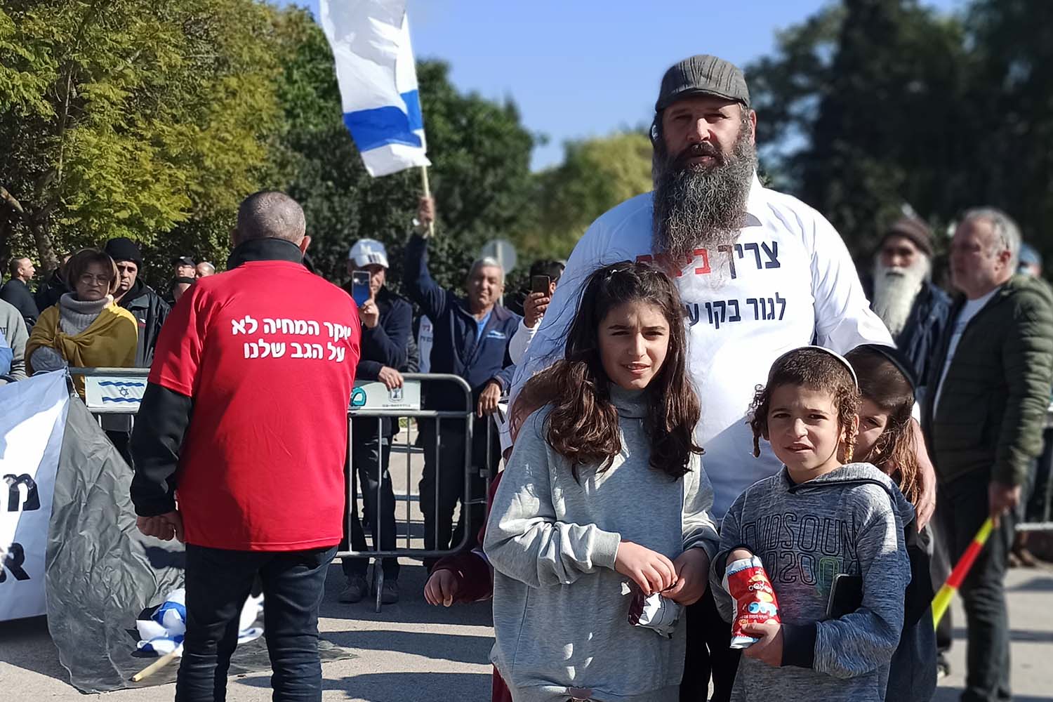 יואב כהן: "רוצים למחוק אותנו אחרי 70 שנים של התיישבות על גבול הלבנון" (צילום: מאיה רונן)