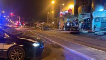 מועדון בשדרות ההסתדרות בחיפה בו התפתח קרב ירי (צילום: דוברות המשטרה)