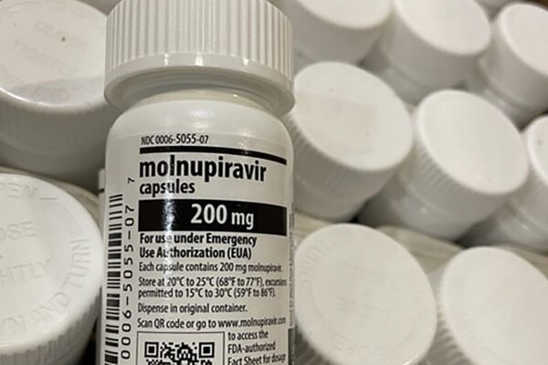 גלולות ה-מולנופיראוויר  (Molnupiravir), יעילות במניעת תמותה מקורונה (צילום: חברת MSD)