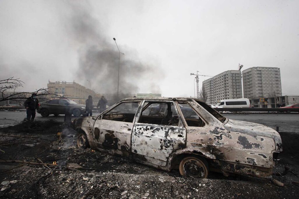 מהומות בעיר אלמטי בקזחסטן (צילום: AP Photo/Vasily Krestyaninov)