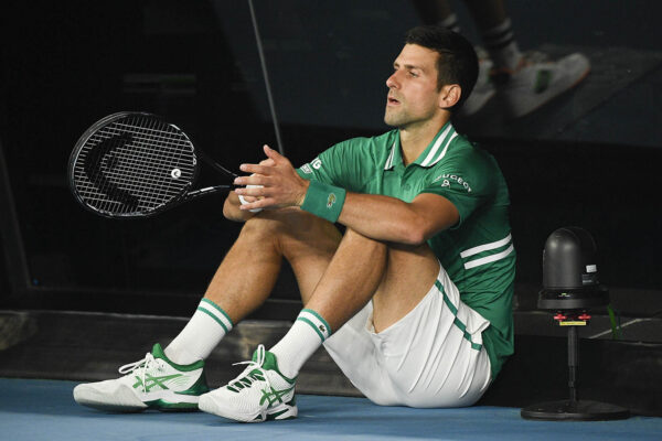 הטניסאי נובאק ג'וקוביץ' באליפות אוסטרליה הפתוחה (צילום: AP Photo/Andy Brownbill)
