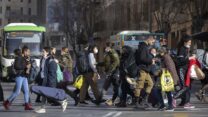 ירושלים. 45% מהישראלים שינו את חייהם בעקבות הקורונה. למצולמים אין קשר לכתבה (צילום אילוסטרציה: אוליבייה פיטוסי/פלאש 90)