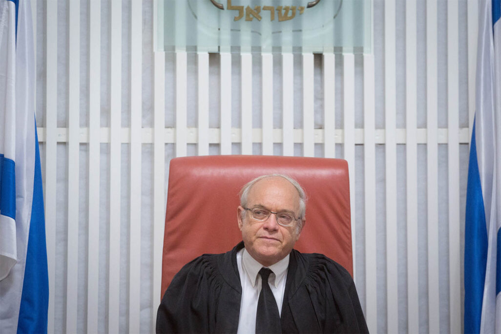 שופט בית המשפט העליון, ניל הנדל (צילום ארכיון: מרים אלטשר/פלאש90)
