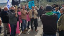 הפגנת לולנים בגליל נגד הרפורמה. "פורר קורא לזה מהפכה, אבל עושה בלאגן" (צילום: מאיה רונן)