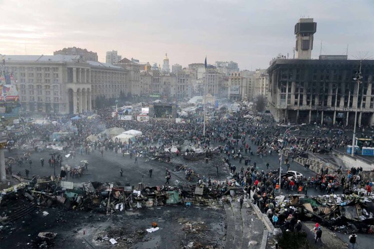 Independence Square in Kyiv during the Euromaidan Revolution in 2014. “The pro-Russian parties have no chance of forming a governing coalition; this is an undeniable achievement of the protesters who took to the streets in 2014” (Archive Photo: AP Photo/Efrem)