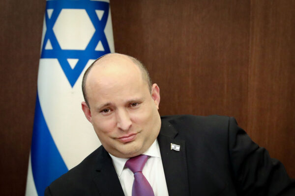 ראש הממשלה נפתלי בנט. 44 מתים בממוצע ביום (צילום: מרק ישראל סלם/פול)