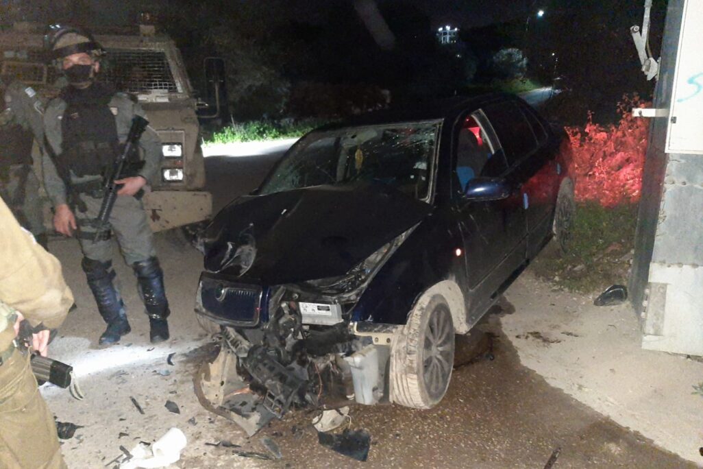 הרכב שהתנגש בלוחמים ליד ג'נין (צילום: משטרת ישראל)