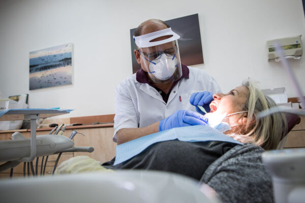 טיפול שיניים (צילום ארכיון: נתי שוחט/פלאש90)