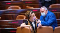 שר האוצר ליברמן וחברת הכנסת עידית סילמן (צילום: אוליבייה פיטוסי/פלאש90)