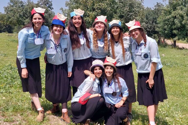 Bnei Akiva youth on their Passover camping trips. (Photo: Bnei Akiva)