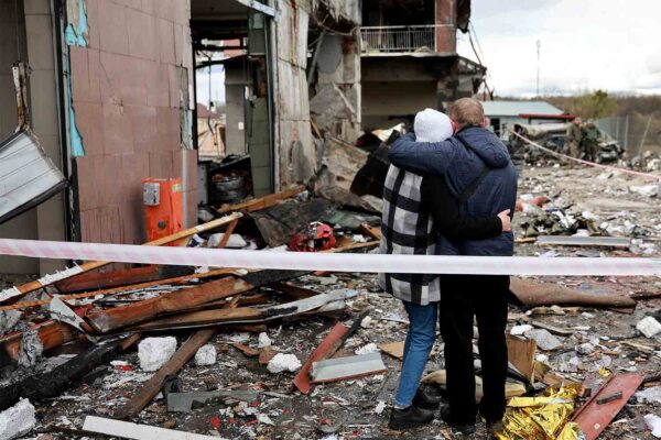 הרס בלביב אחרי הפצצות רוסיות (צילום: Joe Raedle/Getty Images)
