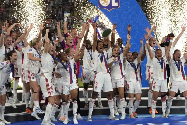 בפעם השמינית: ליון זכתה בליגת האלופות לנשים בכדורגל