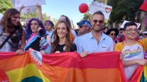 ח"כ יוראי להב-הרצנו וח"כ מירב כהן במצעד הגאווה בירושלים (צילום: יהל פרג')