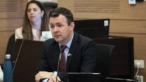 ח"כ יבגני סובה בוועדת הכלכלה (צילום: דוברות הכנסת)