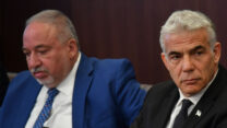 ראש הממשלה לפיד ושר האוצר ליברמן (צילום: יואב דודקויץ/פלאש90)