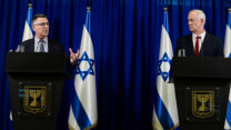 יו"ר כחול לבן, בני גנץ ויו"ר תקווה חדשה, גדעון סער בהכרזה על סיעה משותפת (צילום: תומר ניוברג/פלאש90)