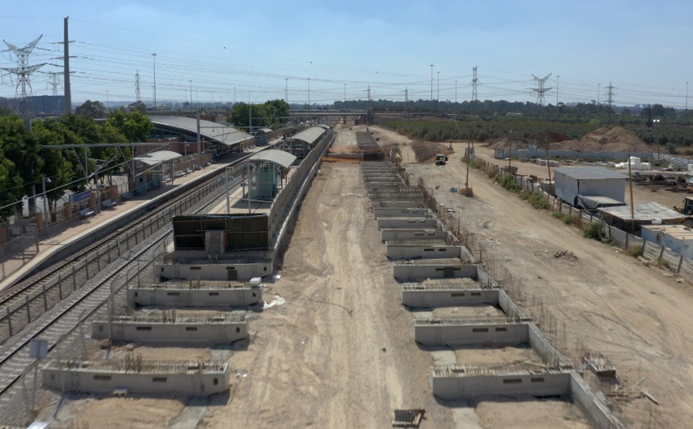 פרויקט המסילה המזרחית בתחנת ראש העין (צילום: רכבת ישראל)