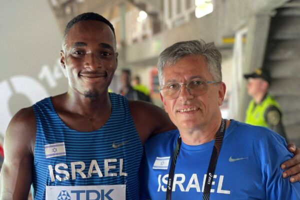 בלסינג אפריפה, שיאן ישראל בריצת 200 מטר (צילום: איגוד האתלטיקה בישראל)