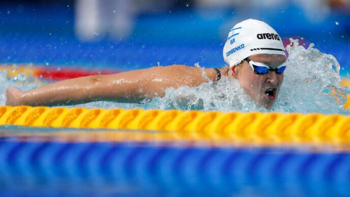 אנסטסיה גורבנקו באליפות אירופה בשחייה (צילום: סימונה קסטרווילארי, באדיבות איגוד השחייה)