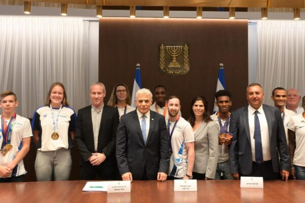 לפיד לספורטאים הישראלים שהתחרו באליפויות אירופה: "אתם מודל לחיקוי לכל ילד בישראל"