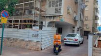 זירת תאונת העבודה בנתניה (צילום: איחוד הצלה)