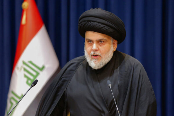 המנהיג השיעי העיראקי, מוקתדא א-סדר (צילום: AP Photo/Anmar Khalil)