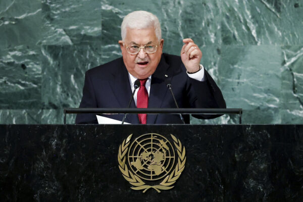 יו"ר הרשות הפלסטינית מחמוד עבאס (אבו מאזן) נואם בעצרת האו"ם (AP Photo/Julia Nikhinson)