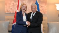 ראש הממשלה יאיר לפיד בפגישה עם ראש ממשלת בריטניה ליז טראס
(צילום: אבי אוחיון/ לע"מ)