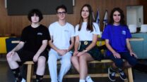 סשה גינסבורג (מימין), מרגו ודובניצ'קו, אלכס קורשנוב ונסטיה קוליק (צילום: אור גואטה)