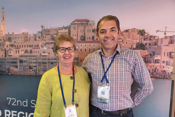 רזבן גאי (מימין) ומרבי יוקינן בוועידה של אזור אירופה בארגון הבריאות העולמי, שנערכה בישראל בחודש שעבר (צילום: דפנה איזברוך)