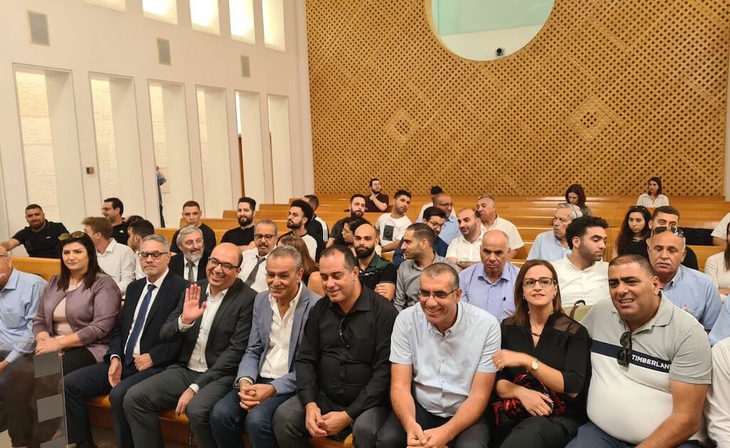 חברי ונציגי סיעת בל״ד במהלך דיון בית המשפט העליון על פסילת המפלגה בבחירות הקרובות (צילום: יהל פרג׳) חברי ונציגי סיעת בל״ד במהלך דיון בית המשפט העליון על פסילת המפלגה בבחירות הקרובות (צילום: יהל פרג׳)