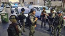 כוחות משטרה בזירת הרצח בג'דיידה מכר (צילום: דוברות משטרה)
