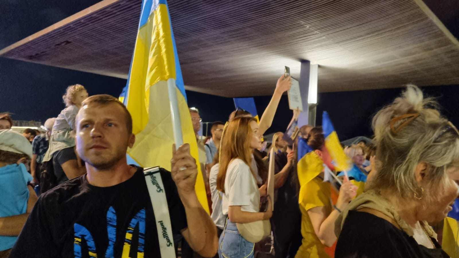 הפגנת תמיכה באוקראינה שהתקיימה בתל אביב נגד התוקפנות הרוסית (צילום: דוד טברסקי) הפגנת תמיכה באוקראינה שהתקיימה בתל אביב נגד התוקפנות הרוסית (צילום: דוד טברסקי)