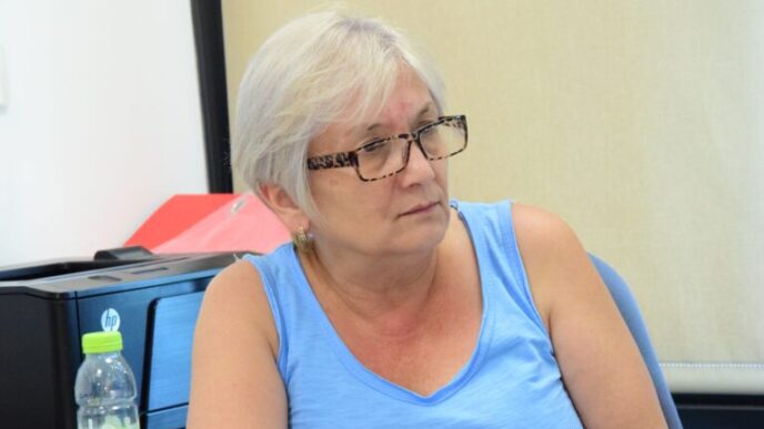 Olga Dor. "Our assumption is that through studying the subject you can learn Hebrew" (Photo: Or Guetta)