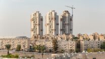 בניינים בבנייה חדשה בבאר שבע (צילום: שאטרסטוק)