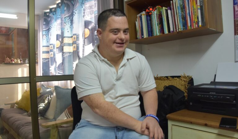 שובל שמש. "אני נהנה להיות בעשייה, שיש לי תעסוקה ומסגרת" (צילום: הדס יום טוב)