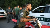 תפישת כלי רכב שנהגו בשטחים חקלאיים (צילום: דוברות המשטרה)