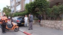 זירת השריפה ברחוב ירושלים בבת ים (צילום: איחוד  הצלה)