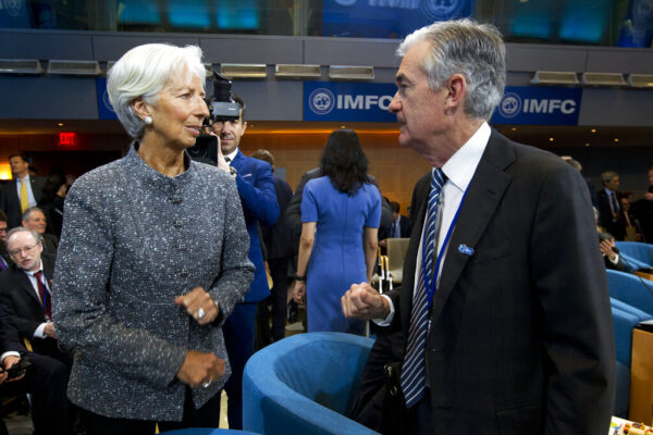 ג'רום פאוול וכריסטין לאגרד בכנס קרן המטבע העולמית, אפריל 2019 (צילום: AP/ג'וז לואיס מגנה)