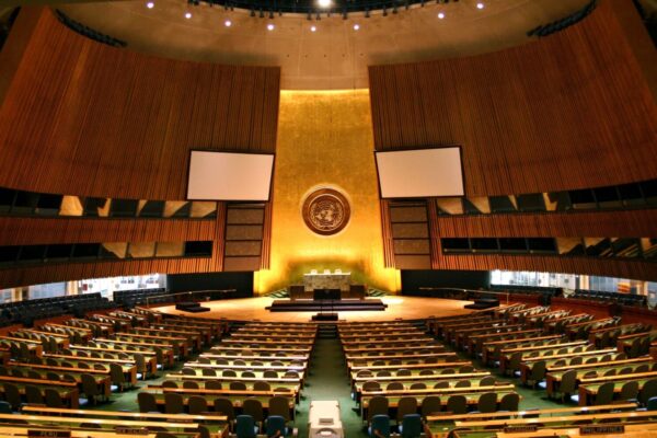 אולם העצרת הכללית של האומות המאוחדות (צילום: וויקימדיה)