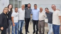 חתימת הכם עבודה ב׳גפן דקל תעשיות׳ (צילום: דוברות ההסתדרות)