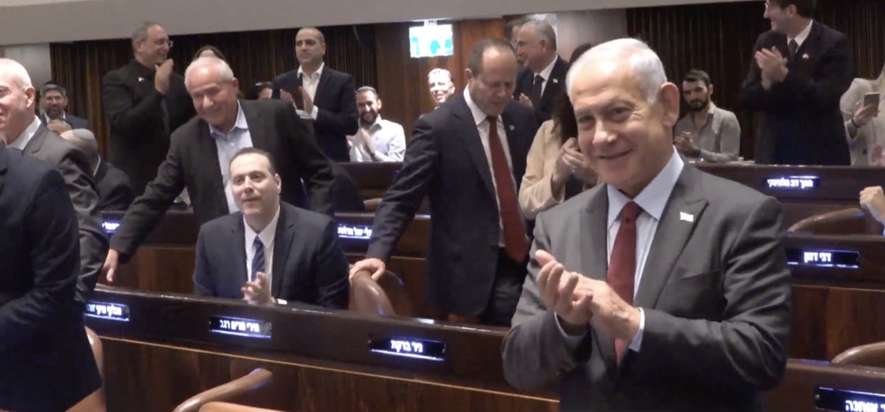 בחירת יריב לוין ליושב ראש הכנסת הזמני (צילום: שידור חי, ערוץ הכנסת)