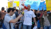 יחיאל שמן בימי הקמת ועד עובדי פלאפון (תמונה: אידן בן ישי)